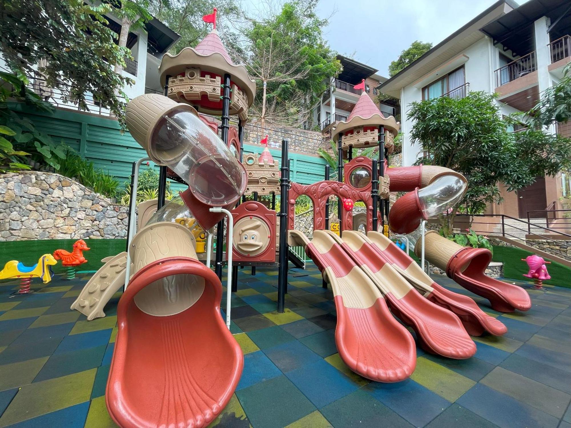 Mist Mountain Resort Powered By Cocotel Cebu Exterior photo