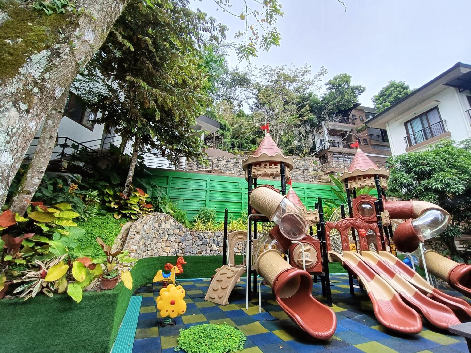 Mist Mountain Resort Powered By Cocotel Cebu Exterior photo