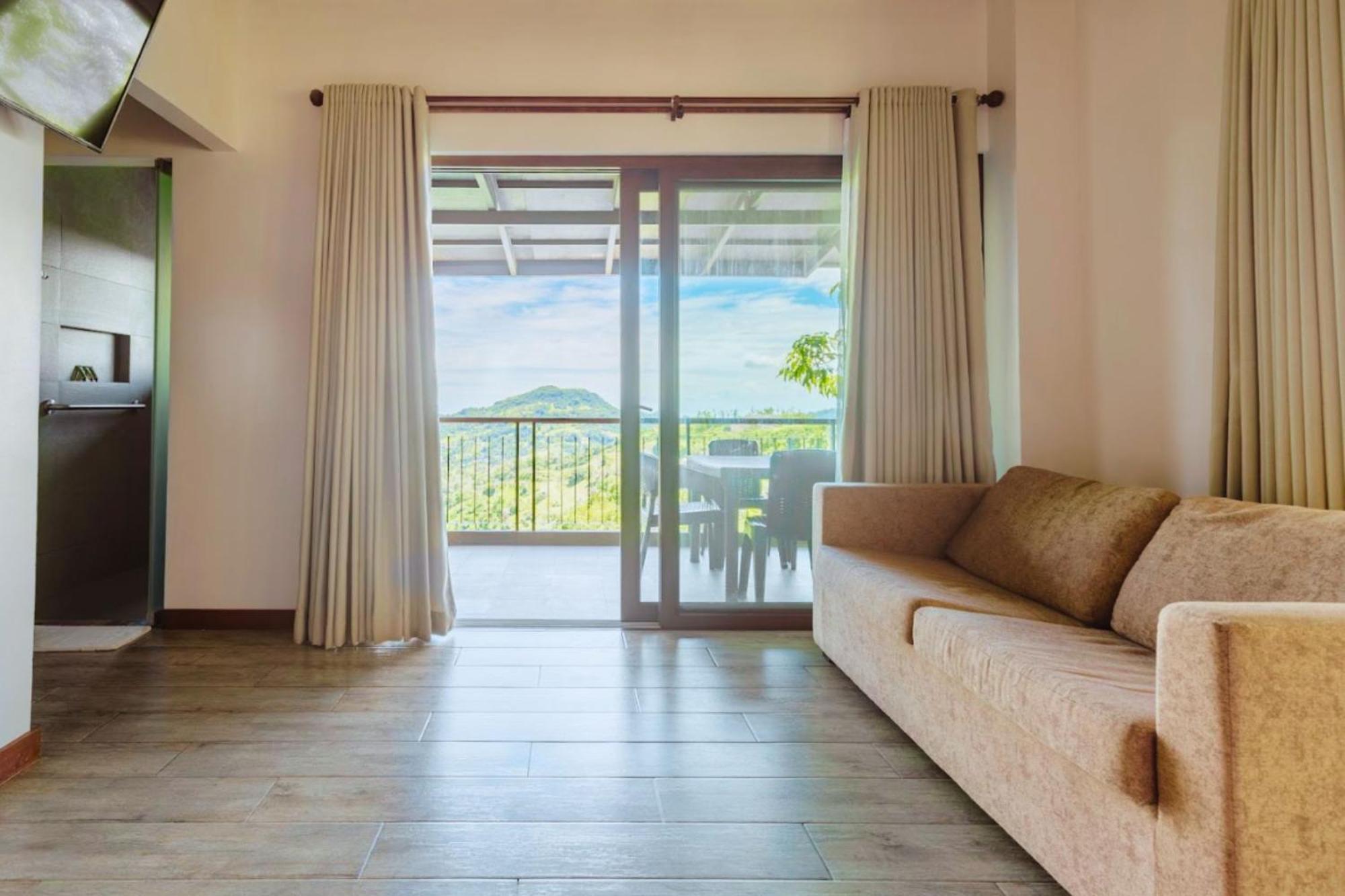 Mist Mountain Resort Powered By Cocotel Cebu Exterior photo